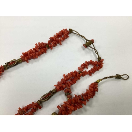 116 - A Vintage Coral Single Strand Graduated Bead Necklace, to later modern clasp stamped 