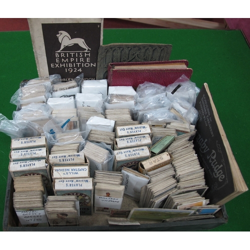 800 - Cigarette Cards - Ogden's, Will's, Player's, etc, large quantity - some sporting noted. Church Art s... 