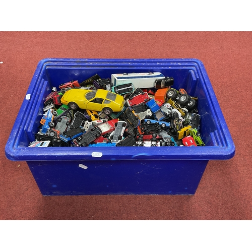 383 - A large tub containing a quantity of diecast model vehicles by Mattel, Maisto, Majorette, Corgi and ... 