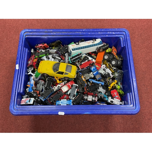 383 - A large tub containing a quantity of diecast model vehicles by Mattel, Maisto, Majorette, Corgi and ... 
