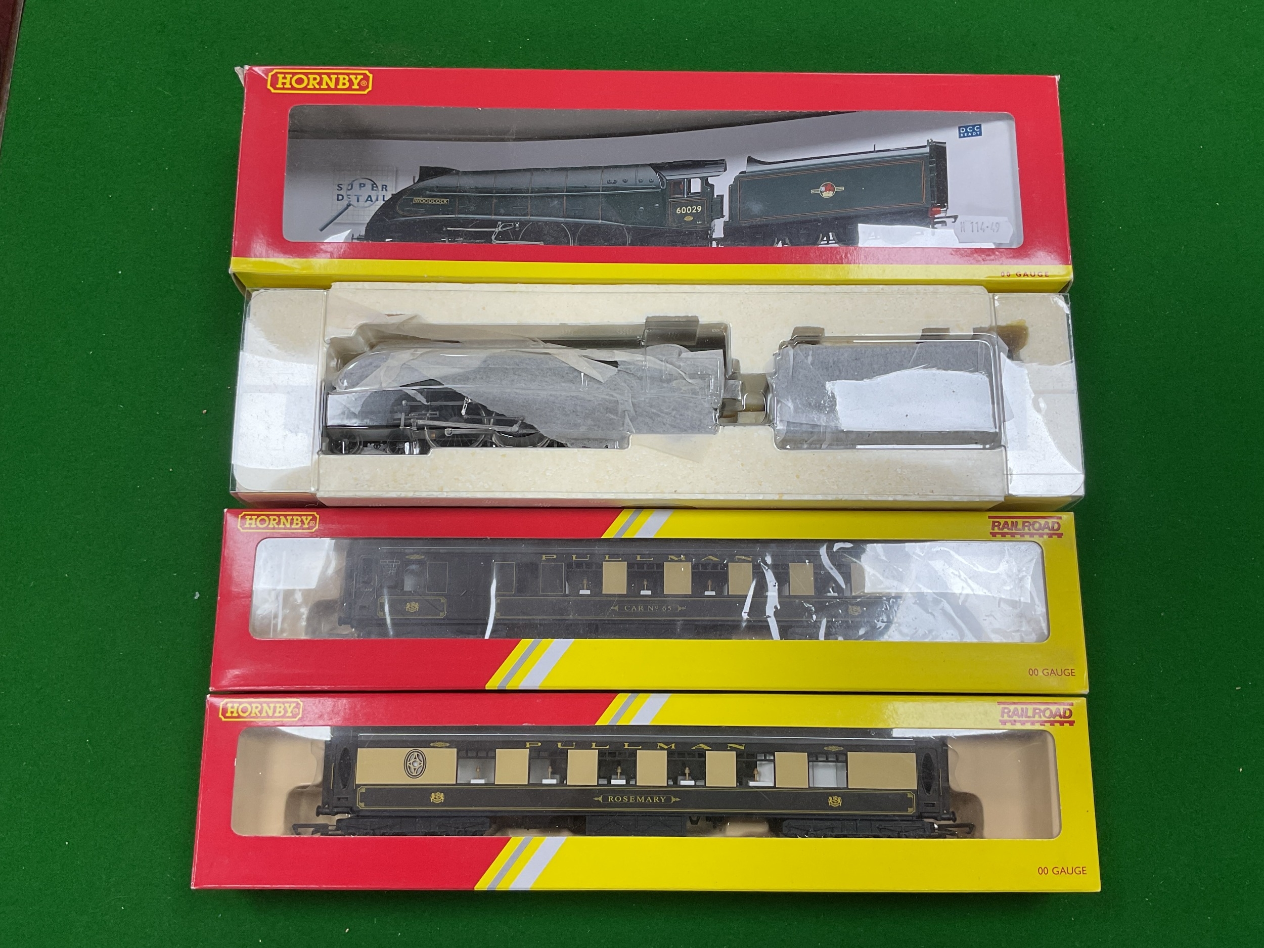 A Hornby OO gauge #R2535 Class A4 4-6-2 locomotive and tender, r/no ...