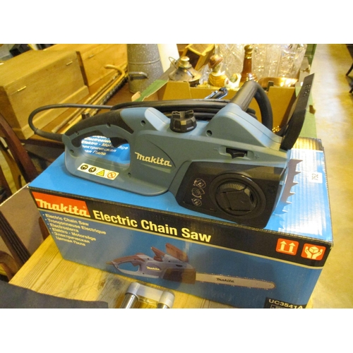 752 - Electric Chainsaw UC3541A