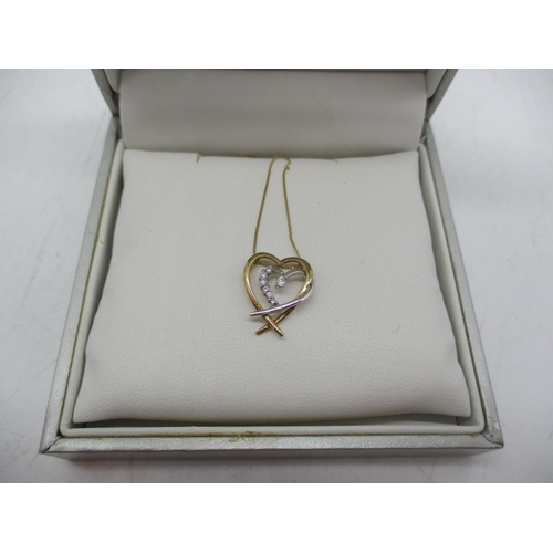 514 - 9ct Gold and Diamond Set Heart Necklace, 1.4g