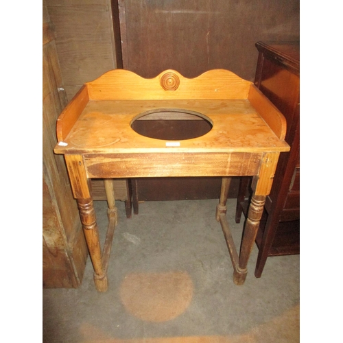 534 - Wash Stand