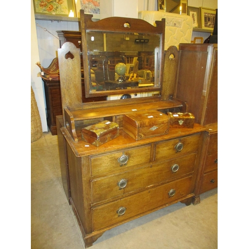 539 - Arts & Crafts Oak Dressing Chest