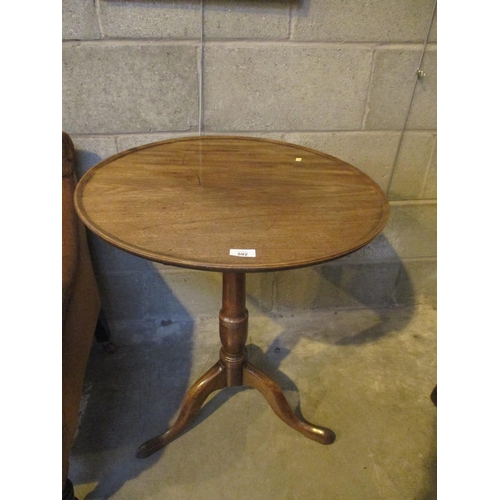 592 - George III Mahogany Tilt Top Table