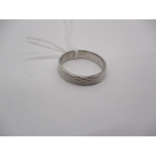 432 - Chinese White Metal Ring, Size P, 2.7g