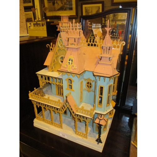 115 - Dolls House Display