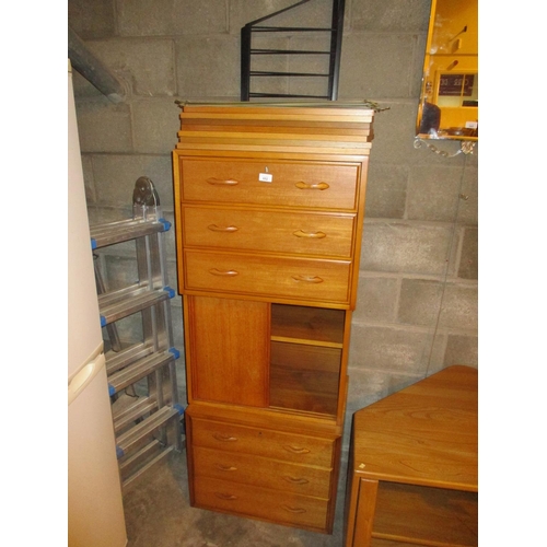 652 - Mid 20th Century Teak Ladderax Unit