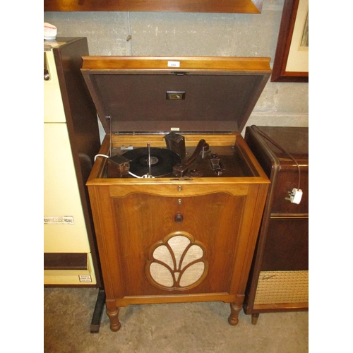 660 - HMV Cabinet Record Player