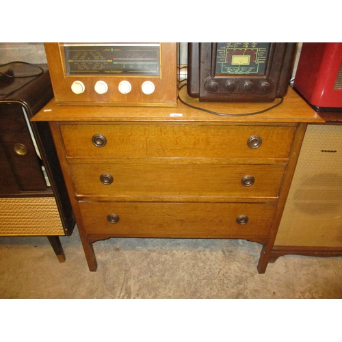 667 - 1920's Oak Chest of 3 Drawers, 92cm