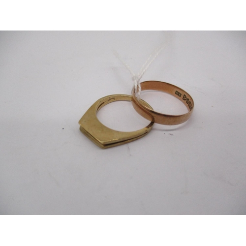 270 - Two 9ct Gold Rings, 4.9g