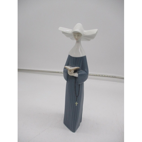 335 - Lladro Figure of a Nun, with box