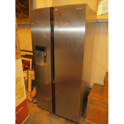 448 - Panasonic American Style Fridge Freezer