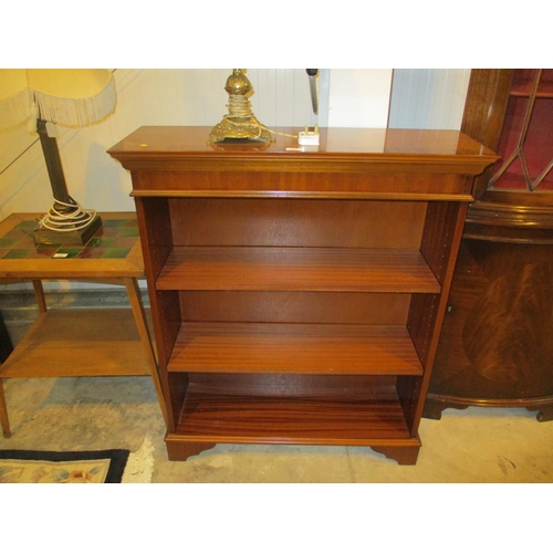 457 - Reproduction Mahogany Bookshelves, 89cm