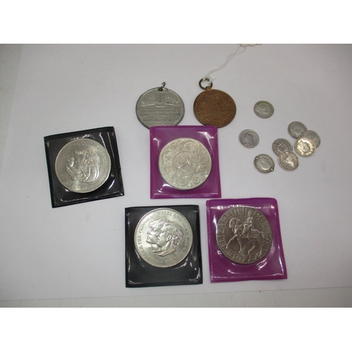 395 - Eight 3 Pence Coins, 4 Crowns and 2 Commemorative Medals