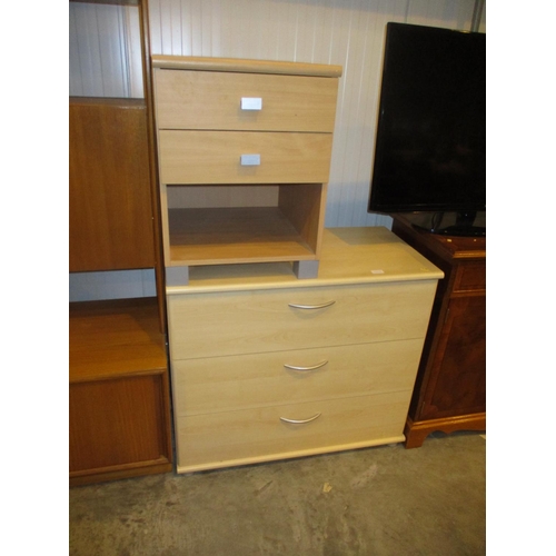 567 - Modern Chest of 3 Drawers and Bedside Table