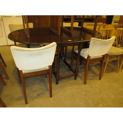 594 - Mahogany Gateleg Dining Table with 4 Chairs