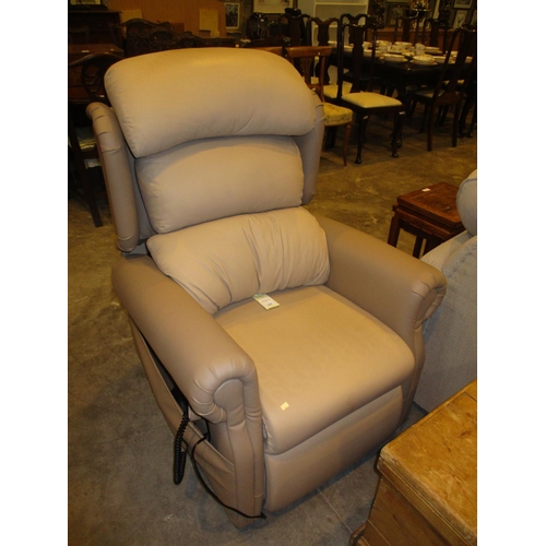 627 - Electric Riser Recliner Chair