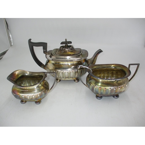 345 - Walker & Hall Silver Plated Half Gadrooned 3 Piece Tea Service