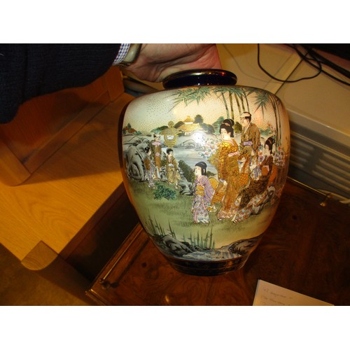 169 - Japanese Satsuma Pottery Vase Painted and Gilded with Figures and Scenes, 24cm