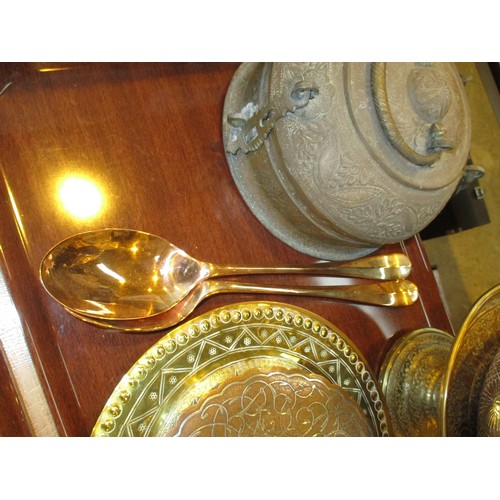 209 - Selection of Middle Eastern Metalwares