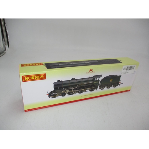 184 - R3004 Hornby Serlby Hall Class B17/2 with Sound