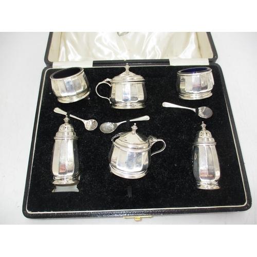 556 - Cased Set of 6 Silver Condiments and Spoons, Birmingham 1937