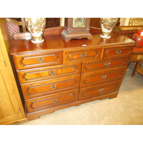 700 - Rossmore Chest of 9 Drawers, 127cm