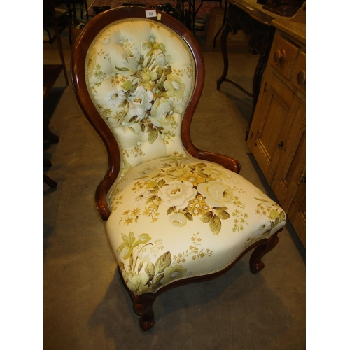 719 - Victorian Style Deep Buttoned Ladies Chair