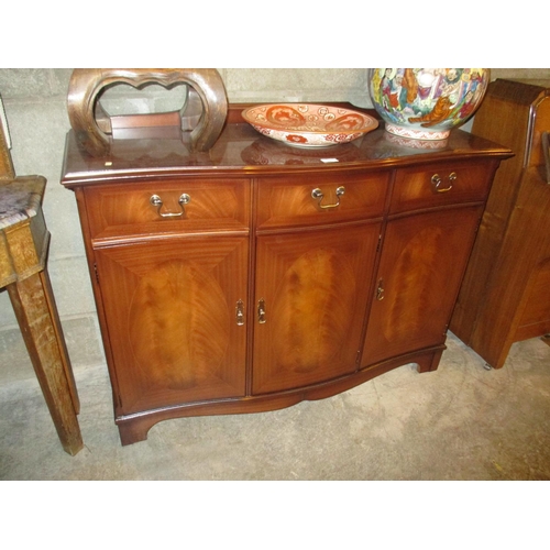 781 - Reproduction Mahogany Sideboard, Nest of Tables and Occasional Table