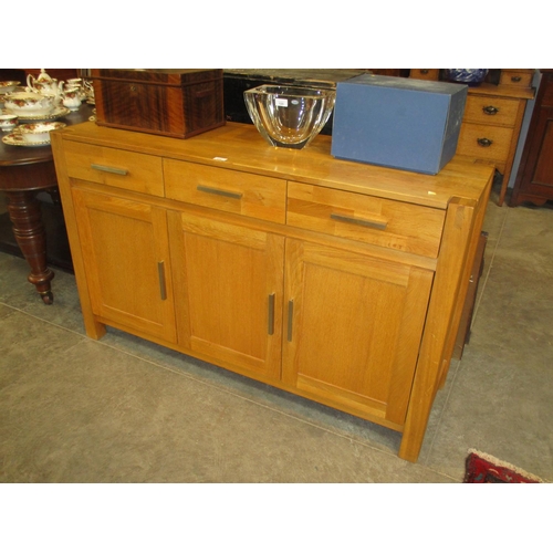 656 - Modern Oak Sideboard, 140cm