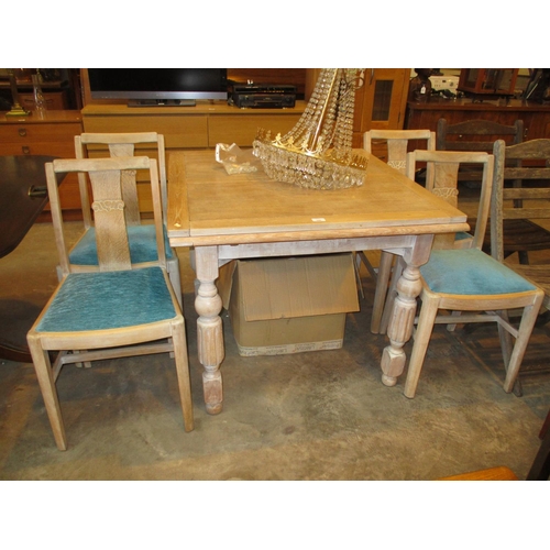 540 - Light Oak Draw Leaf Dining Table with 4 Chairs