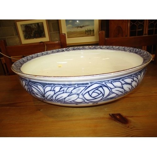 119 - Arts & Crafts Bermuda Pattern Basin