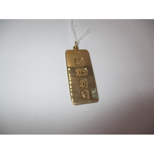 276 - 9ct Gold Ingot Pendant, 9.8g