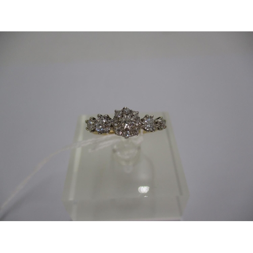 291 - Diamond Ring having a Central Cluster Flanked by Graduated Stones, 3.1g, Size P