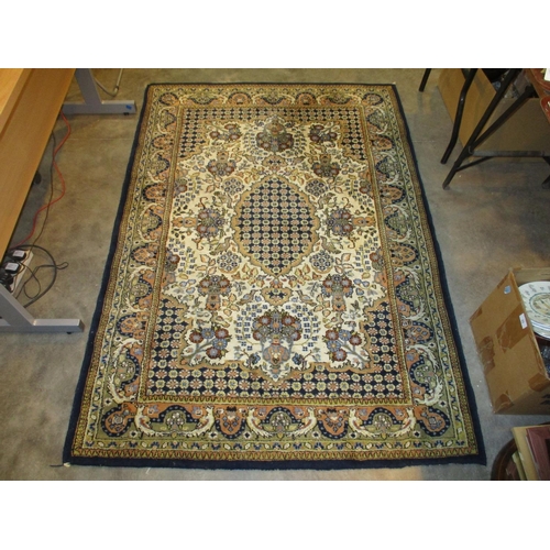 368 - Persian Pattern Rug, 178x124cm