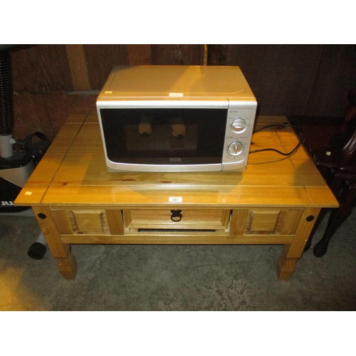 551 - Pine Coffee Table and 700W Microwave