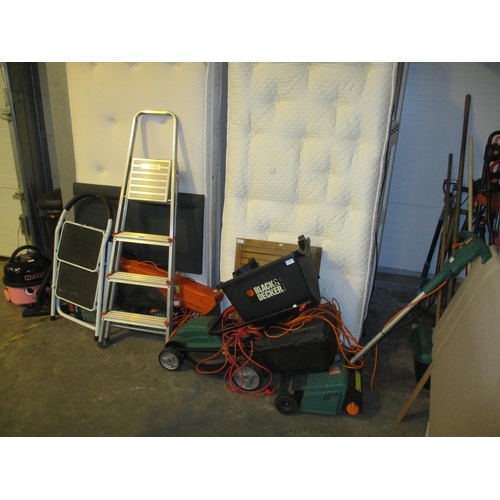 566 - B & D Lawnmower and Scarifier, Flymo Blower/Vac, 2 Stepladders, Bosch Hedge Cutter, Hetty Vacuum and... 