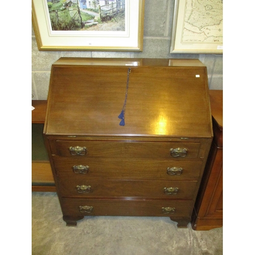 580 - 1920's Mahogany Bureau, 84cm