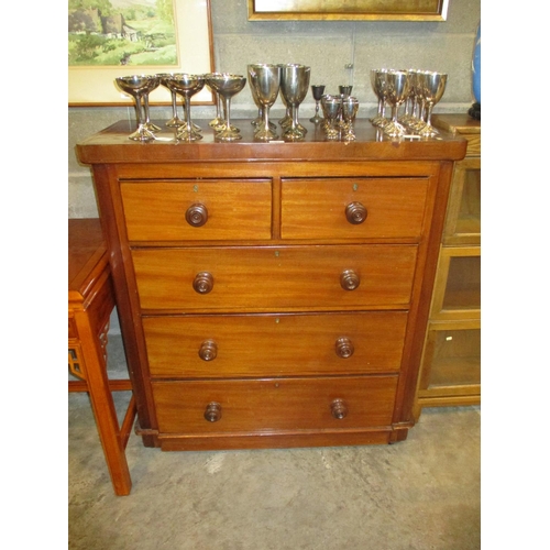 583 - Victorian Mahogany Chest of 5 Drawers, 101cm