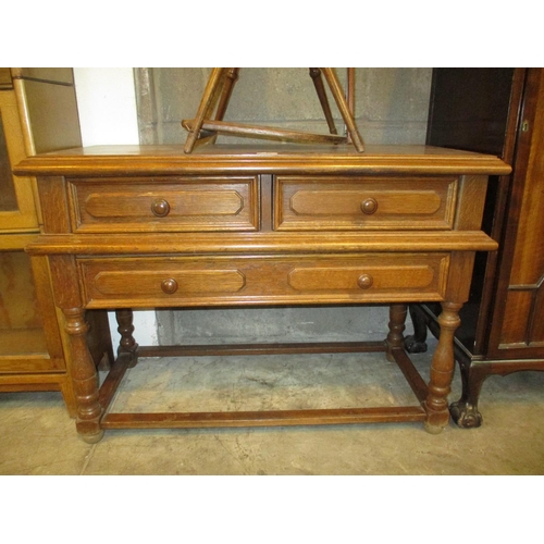 585 - Traditional Oak Low Chest of 3 Drawers, 90cm