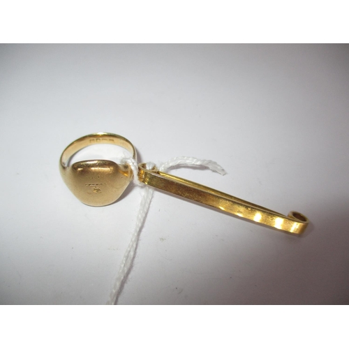 490 - Gold Signet Ring and Bar Brooch, 9.8g