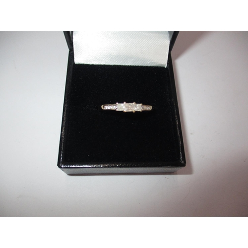 537 - 9ct Gold Diamond Deco Style Ring