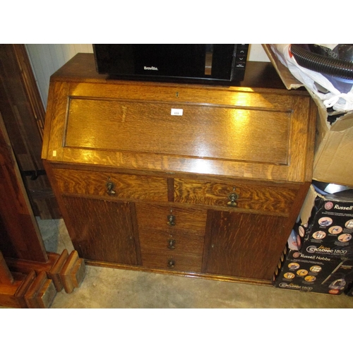 659 - Oak Bureau, 92cm