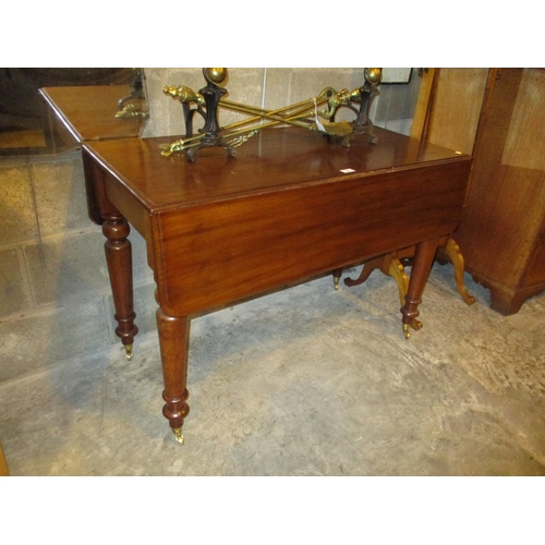 819 - DISPOSED - Victorian Mahogany Pembroke Table