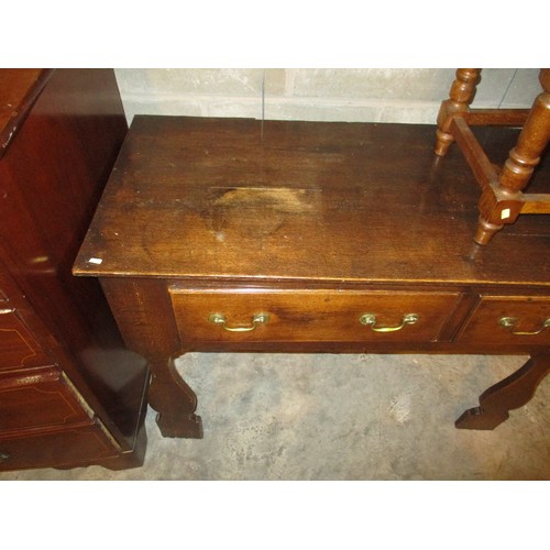 822 - 18th Century Oak 3 Drawer Dresser Base, 188cm