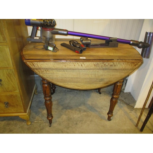 645 - Victorian Pembroke Table