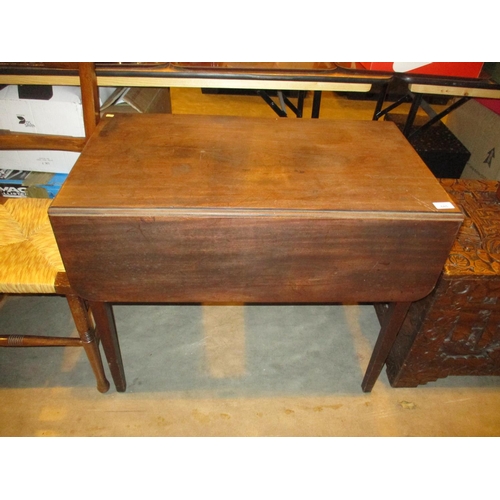 685 - 19th Century Mahogany Pembroke Table