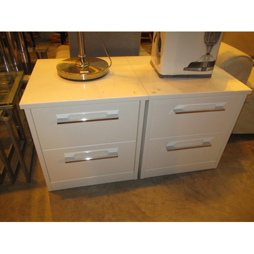 736 - Pair of Bedside Chests of 2 Drawers